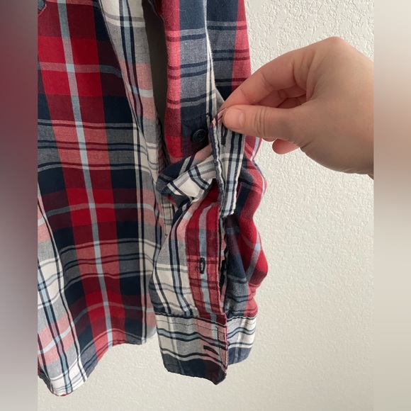Men’s Levi’s Button Down Long Sleeve Plaid Red, White & Blue Shirt, Size Medium - Picture 6 of 9